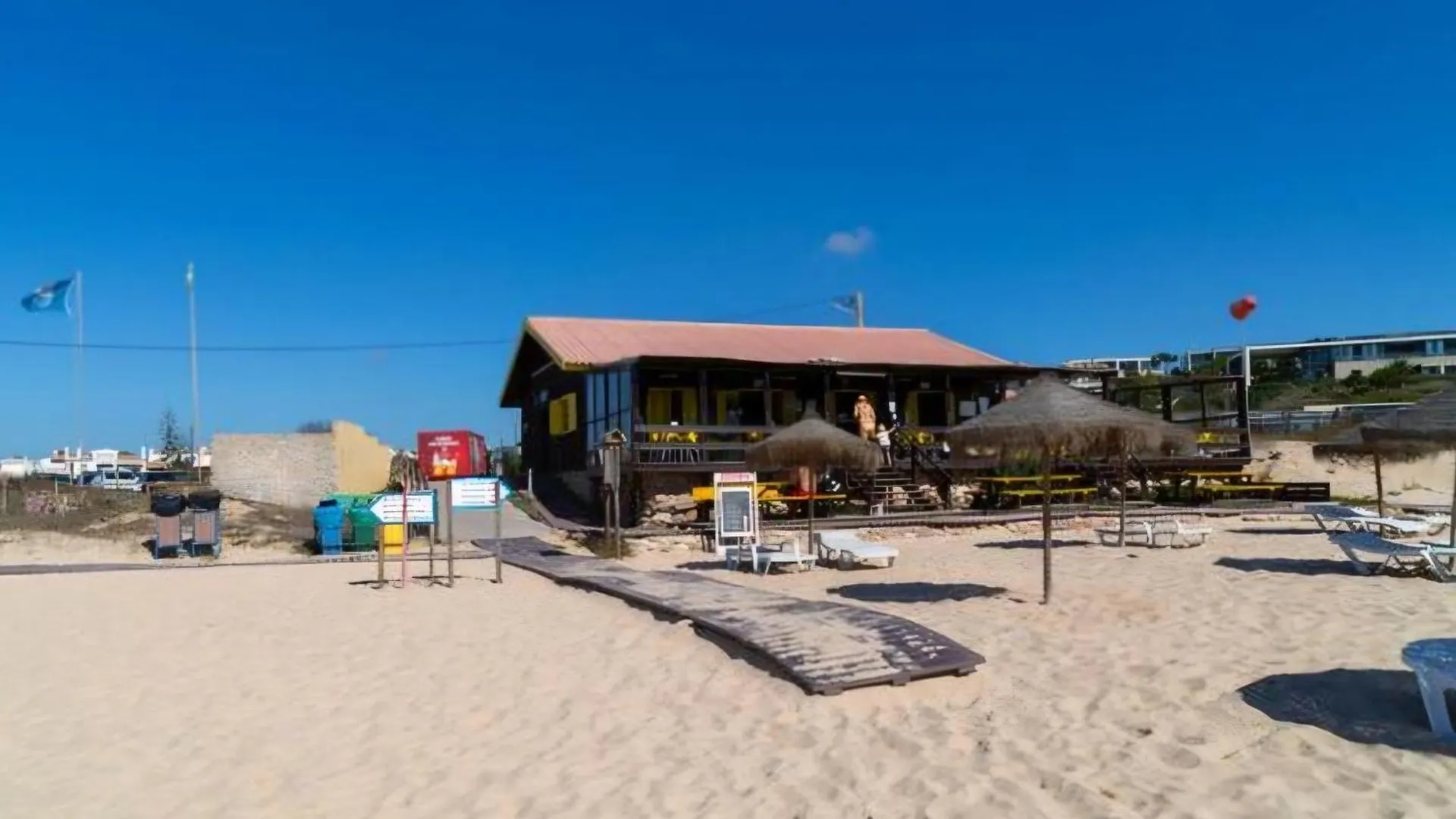 Beach & House